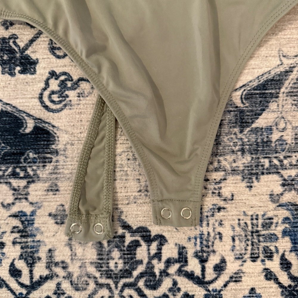 CLEAR OUT PRICE! Express Body Contour Compression High Neck Bodysuit - S - Picture 6 of 6